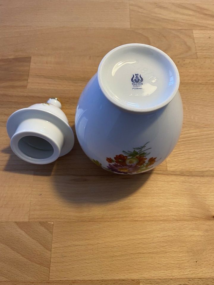 Verkaufe eine Deckelvase / Urnenvase / Vase in Wildeshausen
