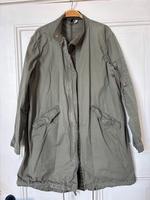 H&M Parka Übergangsjacke oliv 42 Mecklenburg-Strelitz - Landkreis - Neustrelitz Vorschau