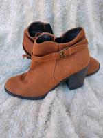 Stiefel Wildlederoptik Damen 39 Güstrow - Landkreis - Güstrow Vorschau