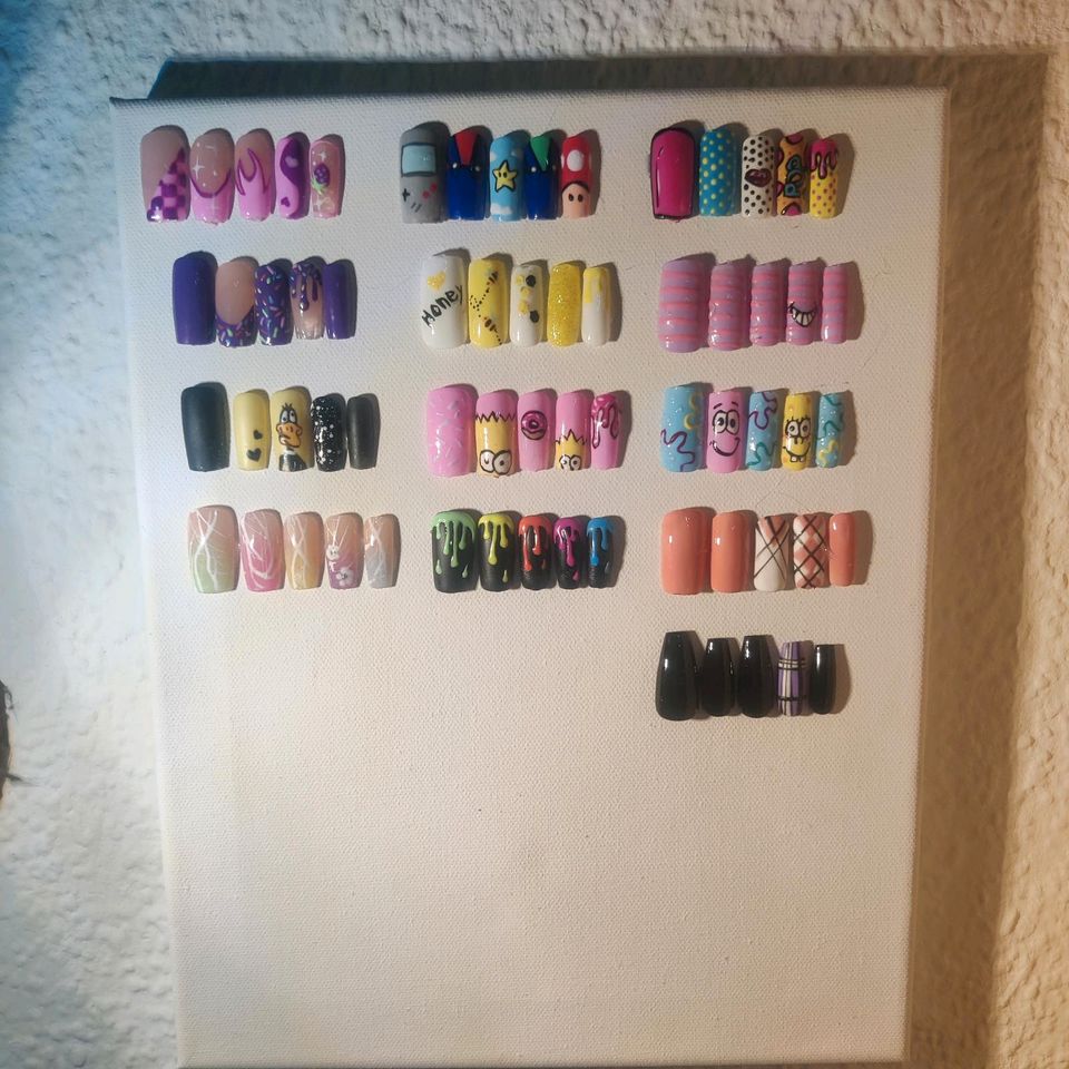 Nagelmodellage nailart in Berlin