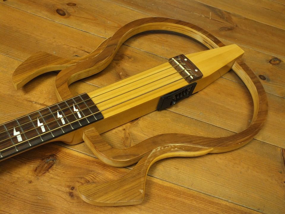 Silent Akustik Bass in Werl