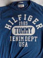 Tommy Hilfiger Herren T-Shirt jeansblau Gr.S gut/gebraucht Niedersachsen - Reppenstedt Vorschau