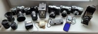 Konvolut  8 Fotoapparate, 3 Objektive, 2 Belichtungsmesser Schleswig-Holstein - Gelting Angeln Vorschau