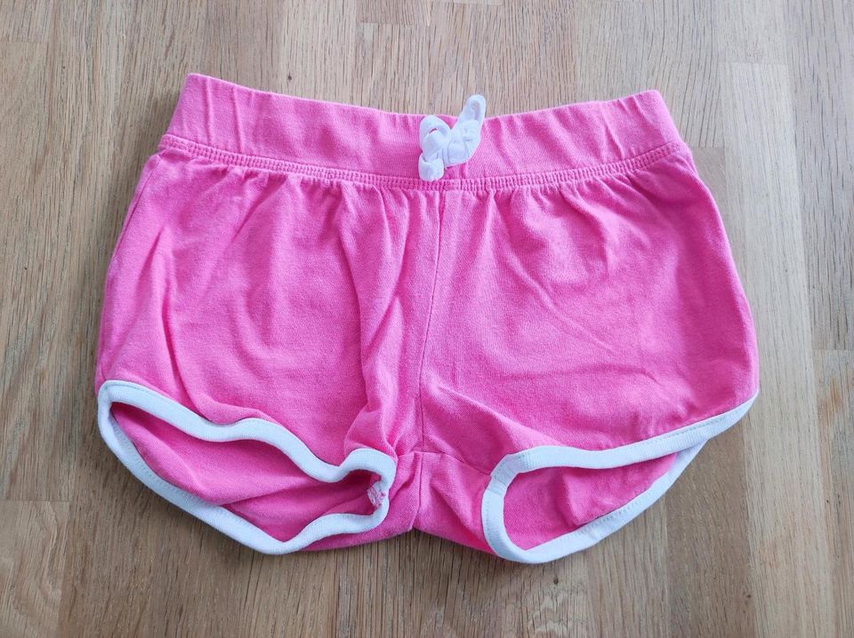 Shorts Hose Sporthose 110/116 Sommer in Koblenz