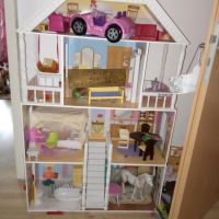 Gebrauchtes Barbiehaus mit möbel Bayern - Maxhütte-Haidhof Vorschau