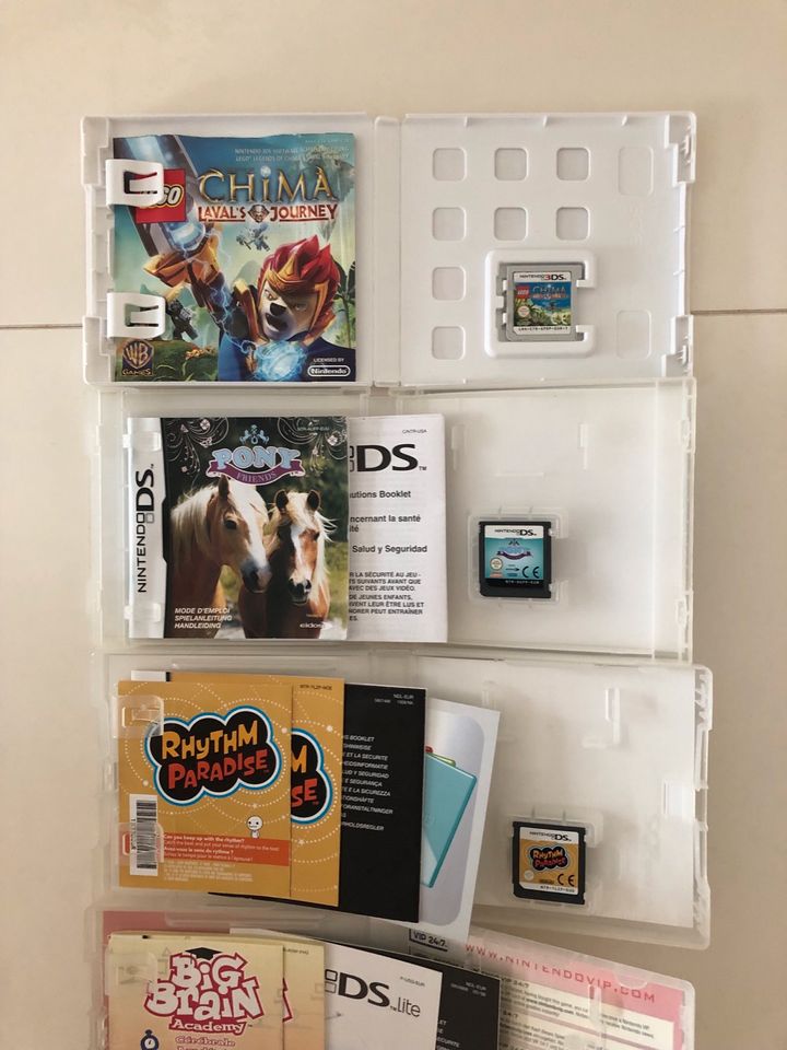 Nintendo Ds Spiele Konvolut (Mario, Nintendogs, Professor Layton) in Fürstenfeldbruck