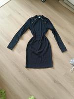 Dunkelblaues figurbetontes Kleid mit Knöpfen Berlin - Marzahn Vorschau