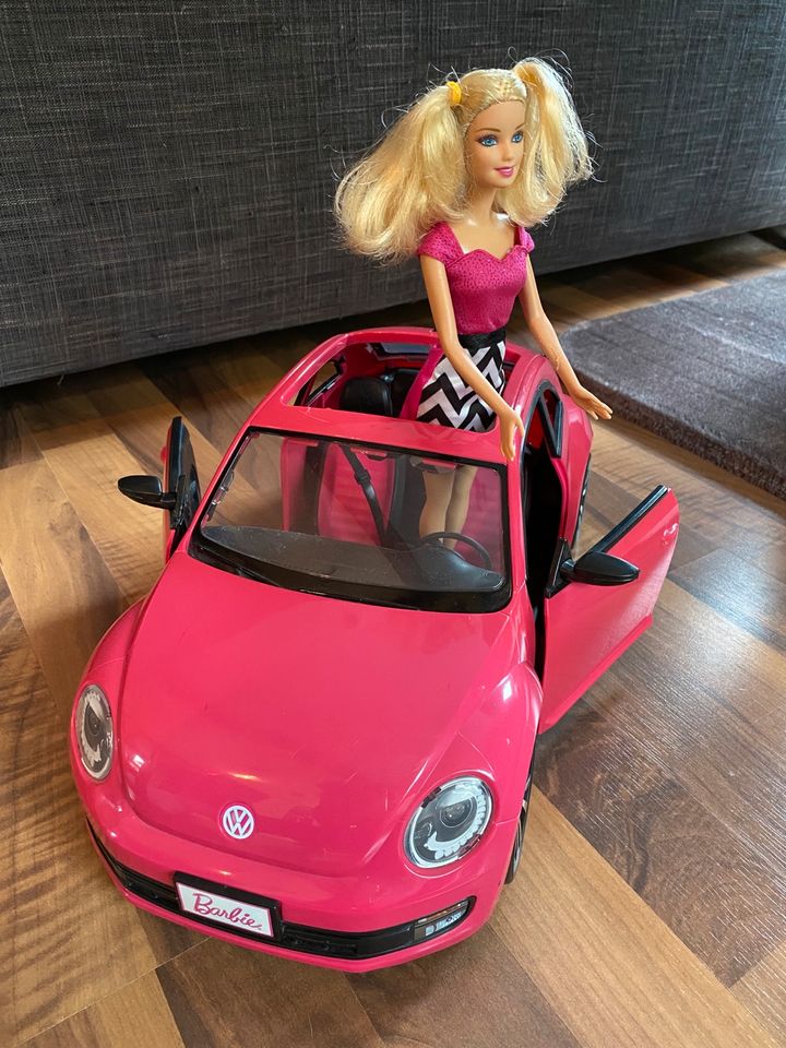 Barbie mit VW Beetle in Halstenbek