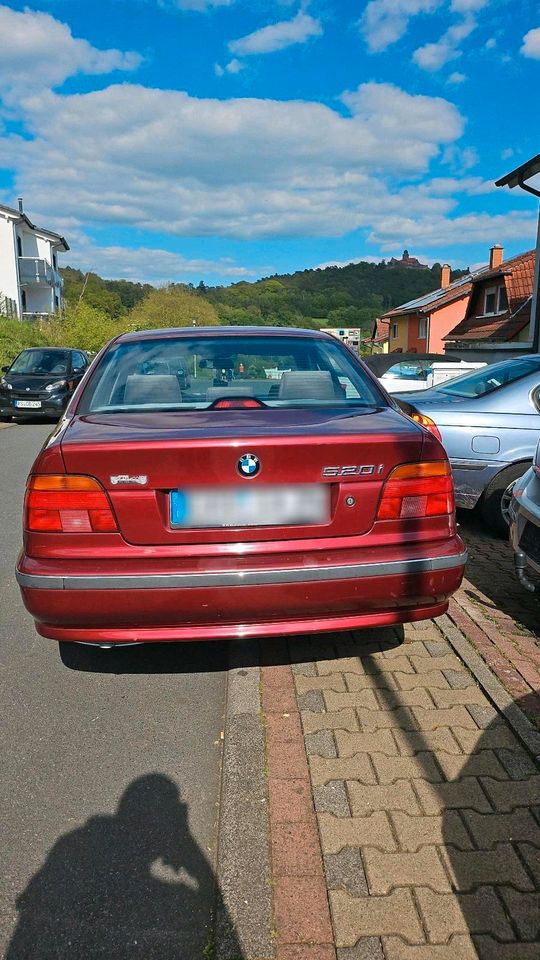 Bmw e39 520i in Breuberg