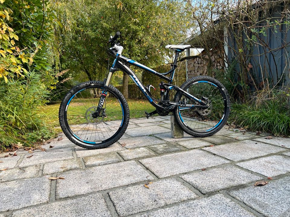 Trek Fuel EX 8 E 19.5 (26“Zoll) in Duisburg