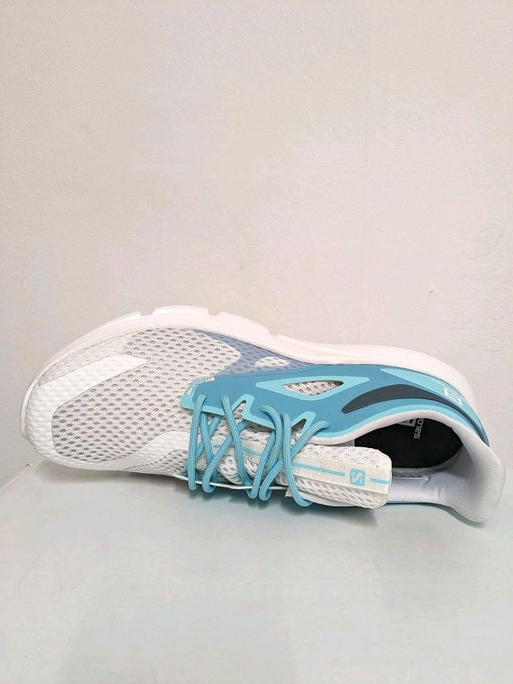 Neu Damen Laufschuhe Salomon Gr 44 in Ottweiler