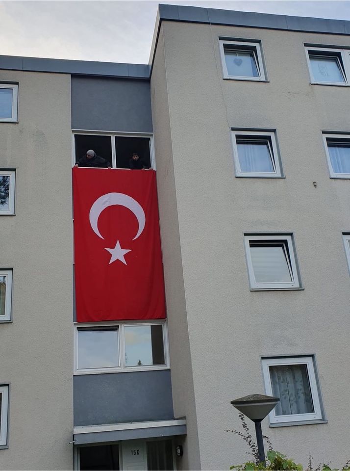 6 x 4m UND 4,5 x 3m Türkei Flagge / Türk Bayrak Dügün Hochzeit in Duisburg