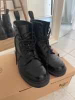 DR Martens 1460 MONO MILLED LEDER SCHNÜRSTIEFEL Frankfurt am Main - Nordend Vorschau