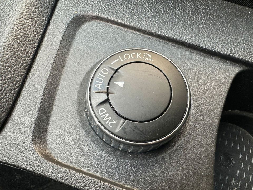 Dacia Duster TCe 150 4WD Prestige Keyless Multiview in Neukirchen-Vluyn