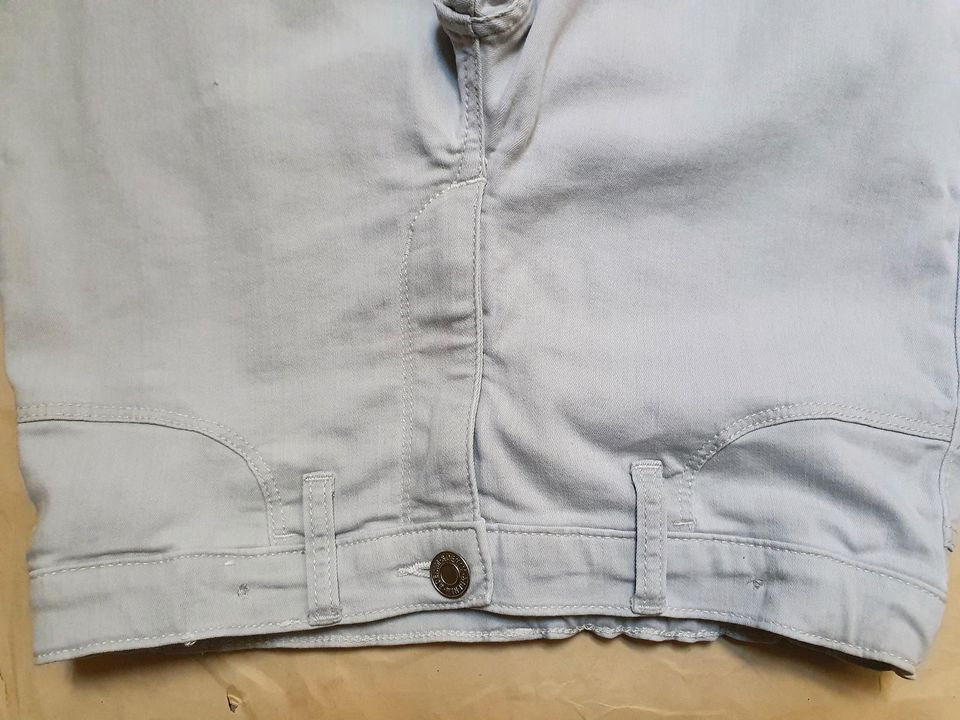 3 Shirts,1Bluse,1Hose (s.Oliver,H&M)Gr.146/152 in Hamburg