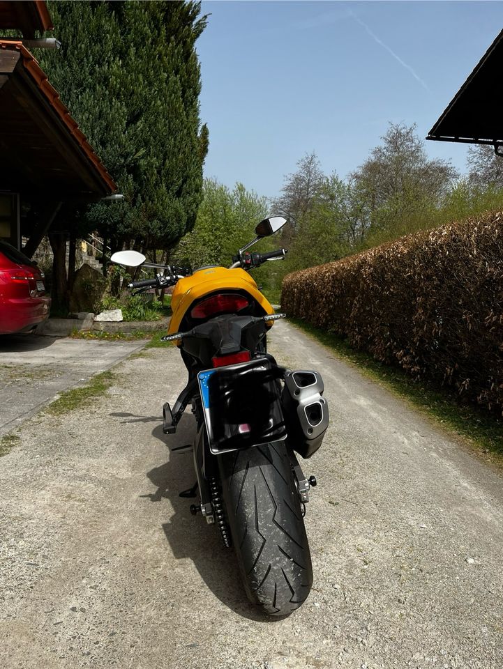 Ducati Monster 821 in Zwiesel
