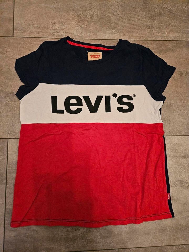 Levis T Shirt Gr 170 Gr S in Duisburg