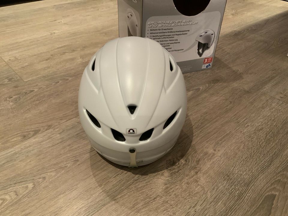 Neuer Erwachsenen Skihelm und Snowboardhelm Gr.S/M 54-58cm in Dichtelbach