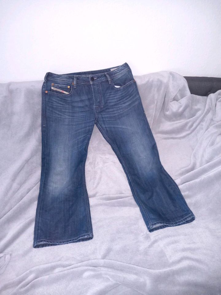 Diesel jeans zatiny breit W32/L30 in Mannheim