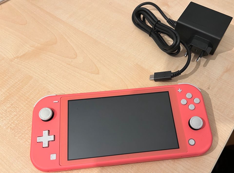 Nintendo Switch Lite Coral Pink 2 mal!! in Esslingen
