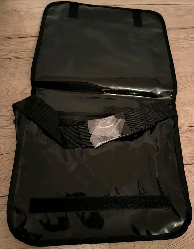 Laptop Tasche neu in Duisburg