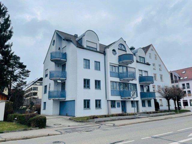 Helles Tageslichtbad und sonniger Südbalkon – Zeitlose 2-Zimmer-Wohnung in Gersthofen in Gersthofen