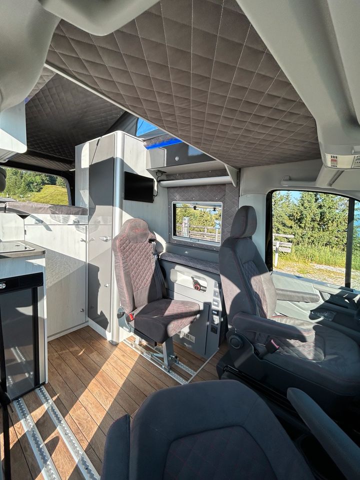 VR Van MAN TGE Camper 6m große Heckgarage VW Crafter Sprinter in Saaldorf-Surheim