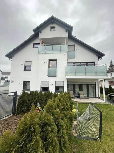 Neuwertige Luxus 3-Zimmerwohnung mit Terrasse und Garten in Neu Ulm