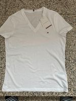 Tommy Hilfinger T-Shirt Gr. L, weiß, Neu mit Etikett Saarland - St. Ingbert Vorschau