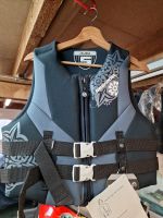 Seadoo Freewave PFD Weste Schwimmweste Jetski Nordrhein-Westfalen - Goch Vorschau