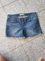 Damen Jeans Shorts Gr. 42 C&A Nordrhein-Westfalen - Niederzier Vorschau