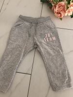 H&M Jogginghose Gr. 92 grau rosa Hessen - Hanau Vorschau