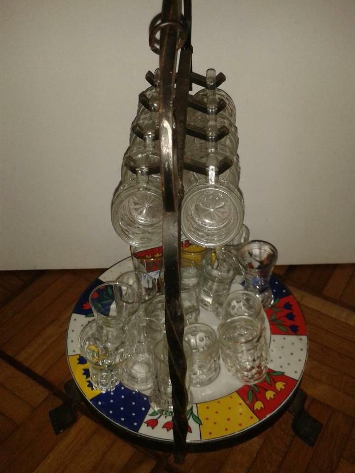 KRISTAL GLÄSER SAFT / WEIN / WHISKY / BIER /KARAFFEN GLÄSER usw in Schwegenheim