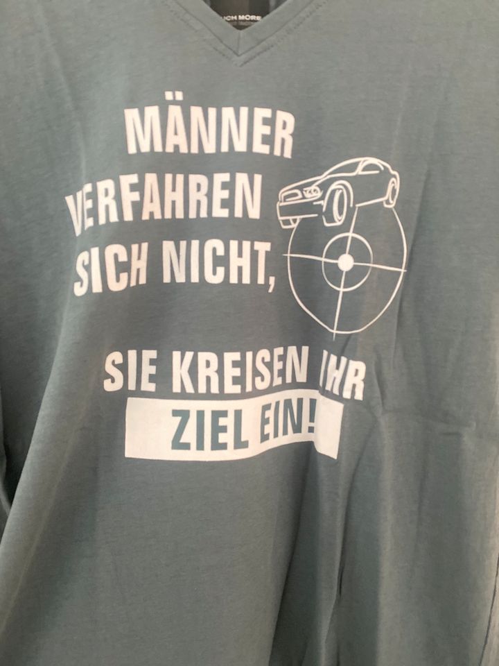 Much More T Shirt M Herren Geschenkidee in Kempten