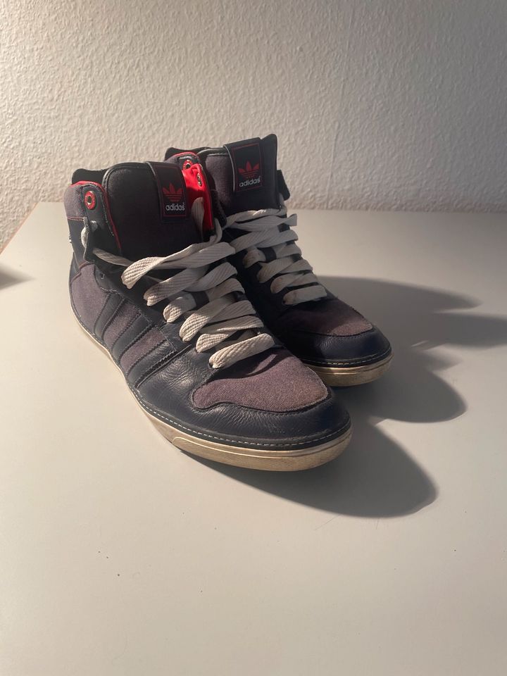 Herren Adidas blau/ lila Größe 43 1/3 in Murr Württemberg