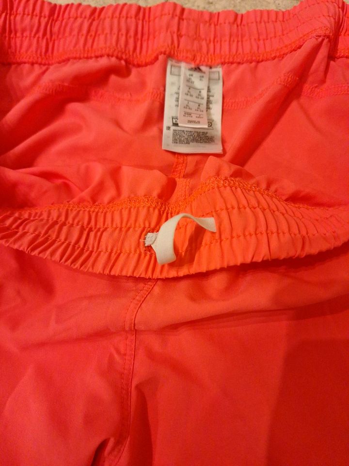 Adidas Short neonpink aeroready XL neu in Auerbach in der Oberpfalz