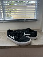 schwarze Nike SB Schuhe in der Größe 38,5 Sachsen-Anhalt - Halle Vorschau