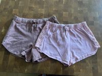 Mädchen Shorts Gr 152 - sehr gut erhalten Hessen - Bensheim Vorschau