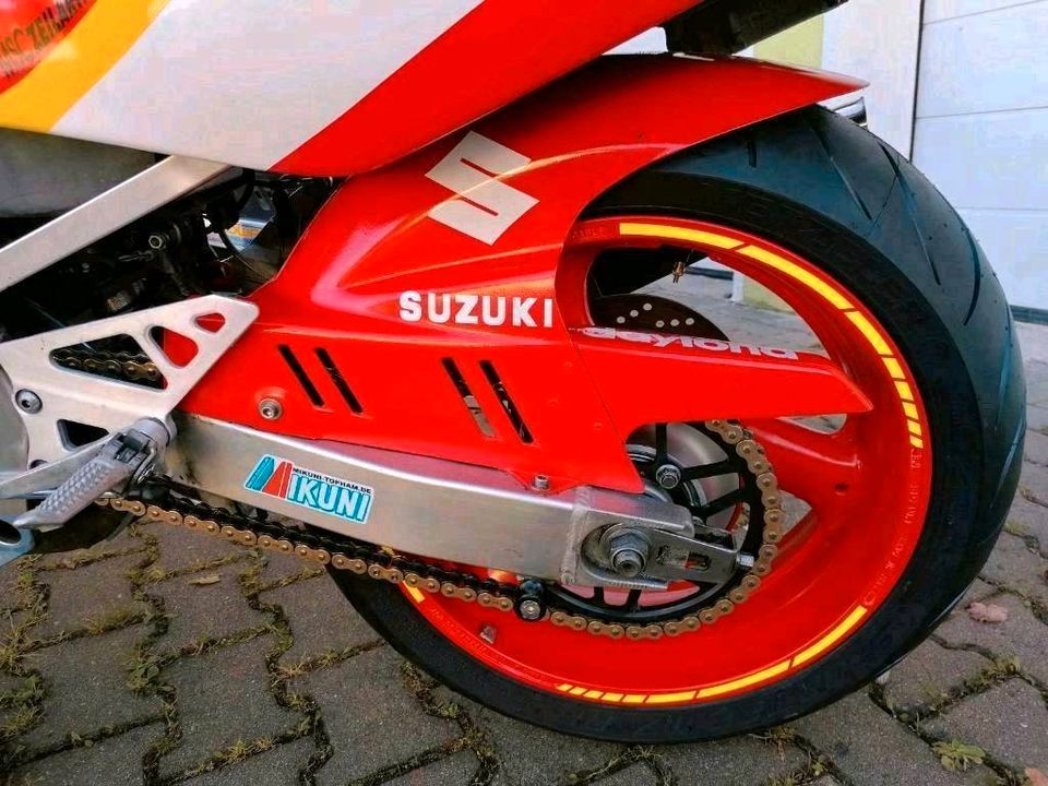 GSXR 750, GR7AB, Suzuki, besonderes Stück, lesen lohnt in Hutthurm