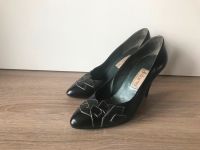 Pumps Doria Leder schwarz Gr. 39 Punk Rock 80er Retro Vintage Niedersachsen - Hildesheim Vorschau