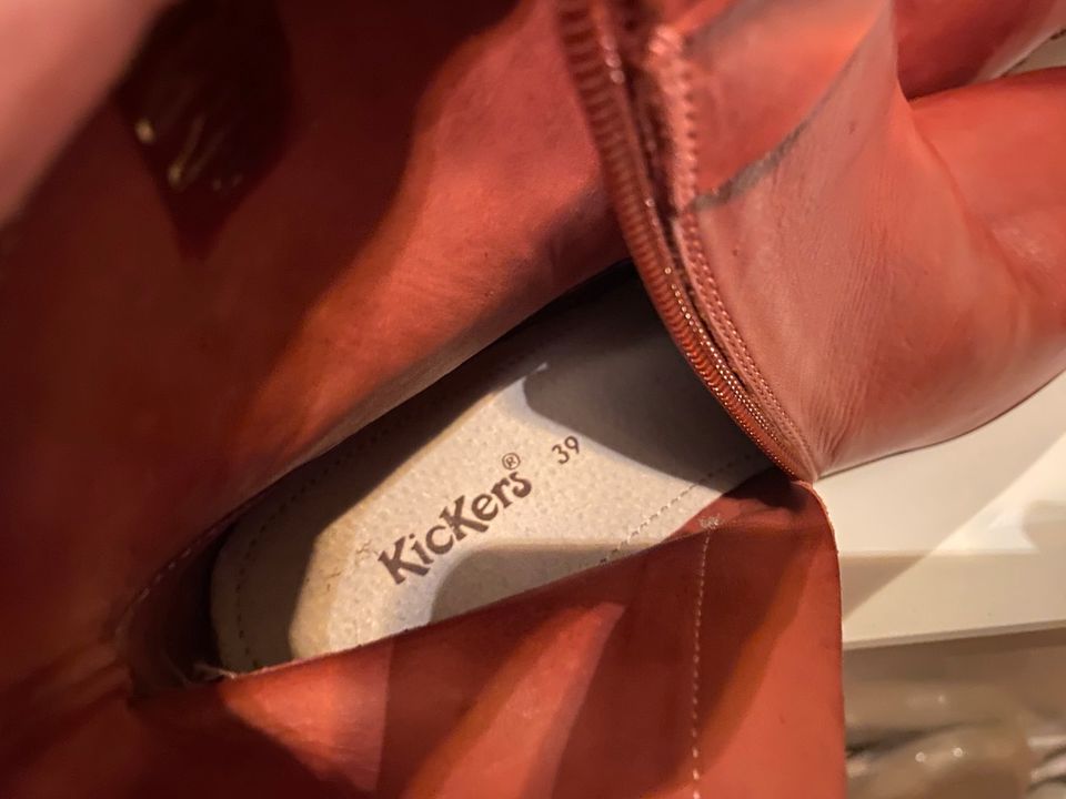 Kickers Stiefel / Stiefeletten rot echtes Leder NEU in Delmenhorst