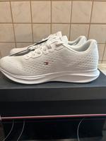 Tommy Hilfiger Schuhe Bayern - Wartenberg Vorschau