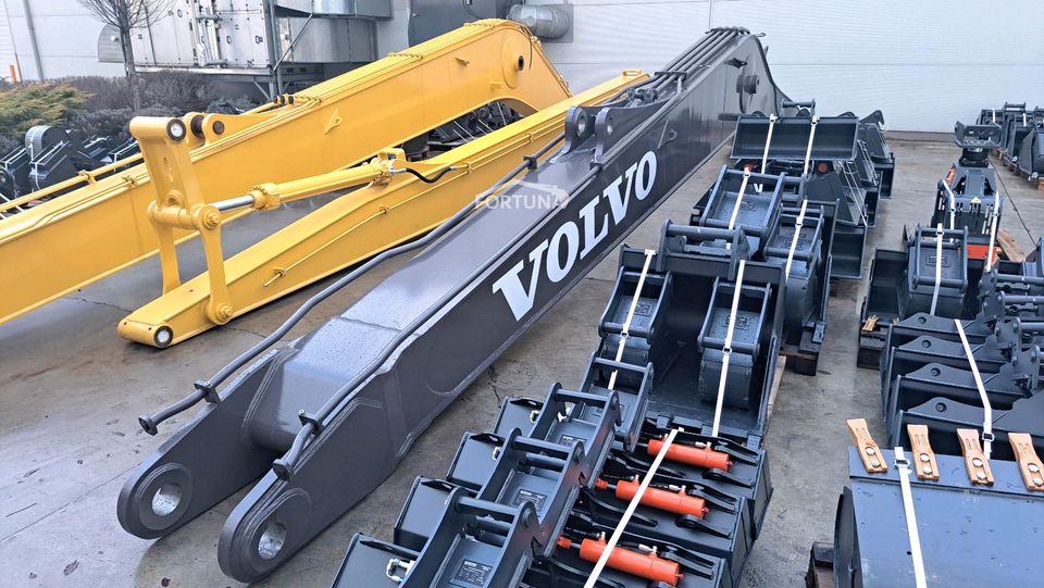 NEU Long Reach Volvo Ausleger Baggerstiel in Babensham