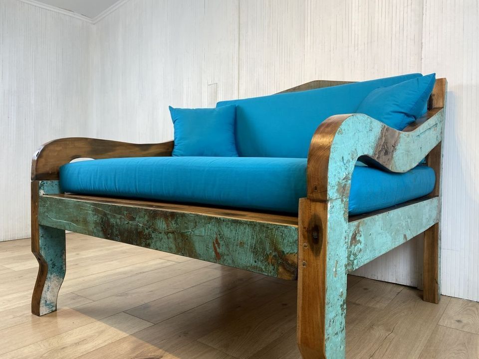 Boatwood by WMK # Besonderes kleines Sofa aus altem Bootsholz, ein handgefertigtes Unikat aus massivem Teakholz mit neuer Polsterung & Kissen # Couch Sessel Loungesessel Liege Loveseat Bootsmöbel Blau in Berlin