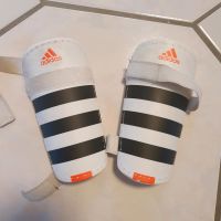 Adidas Schienbeinschoner Grösse XS für Bambini Nordrhein-Westfalen - Rheinbach Vorschau