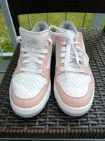 PUMA Sportschuhe  Sneaker  weiß, rosa, grau Nordrhein-Westfalen - Herzogenrath Vorschau