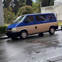 VW T4 Caravelle Bulli 8 Sitze Benzin 2,0L Gas AHK Transporter Bus Nordrhein-Westfalen - Solingen Vorschau