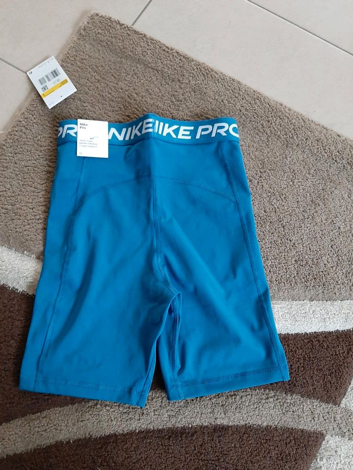 Frauen Shorts von Nike Pro neu original in Wahlstedt