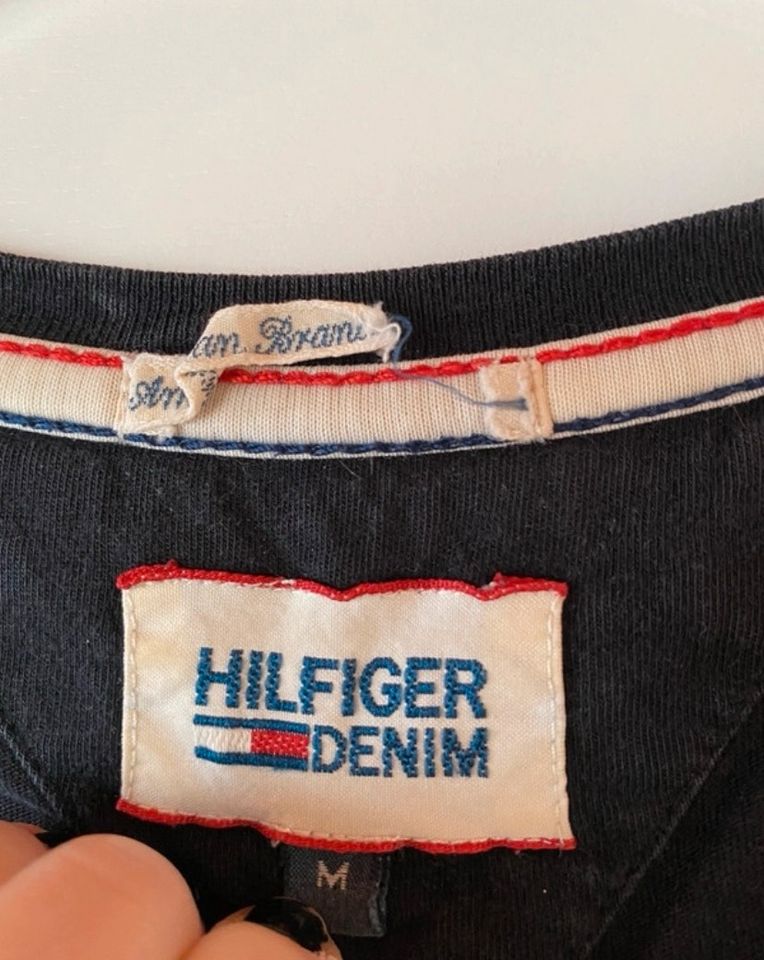 Herrentshirt Tommy Hilfiger schwarz in Grafenberg