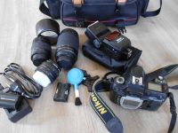 Nikon D70 Foto Ausrüstung mit viel Zubehör / gebraucht Hessen - Korbach Vorschau